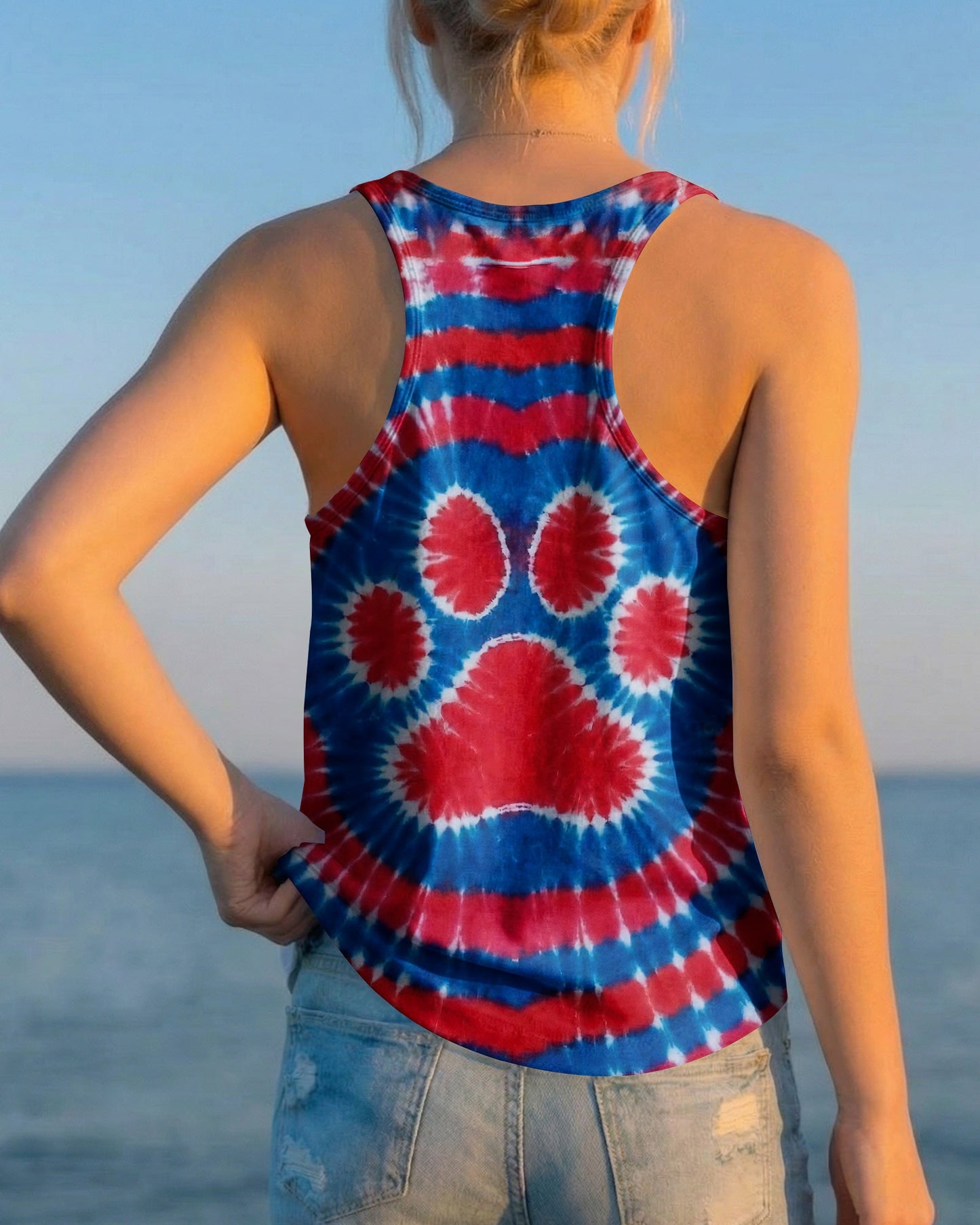 RED WHITE AND BLUE PAW ALL OVER PRINT - TYPQ0104261