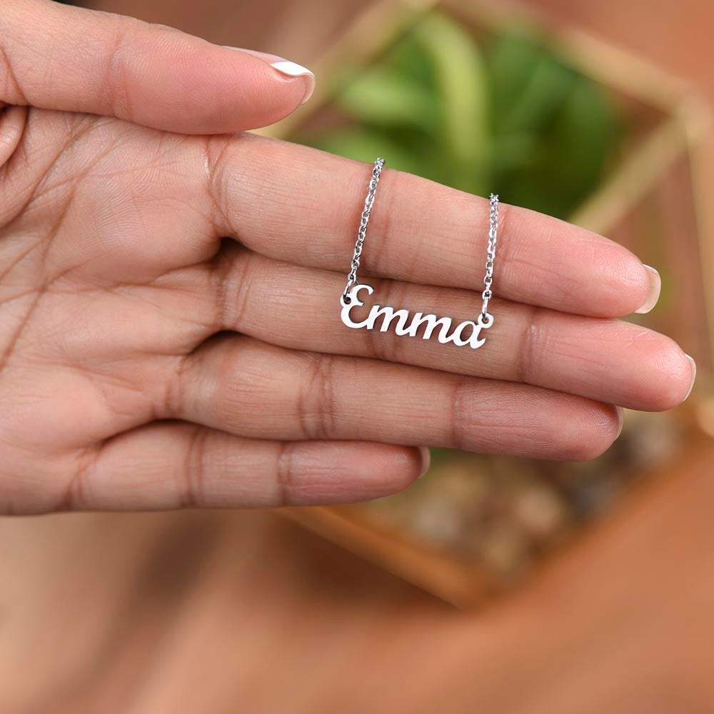 Personalized Mom Name Necklace