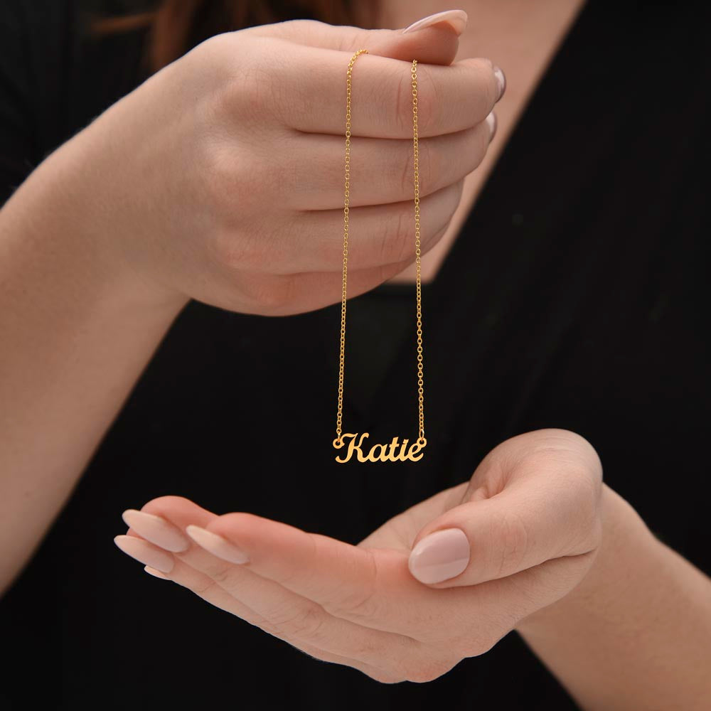 Personalized Mom Name Necklace