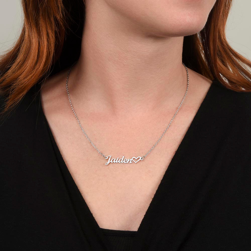 Personalized Mom Heart Name Necklace