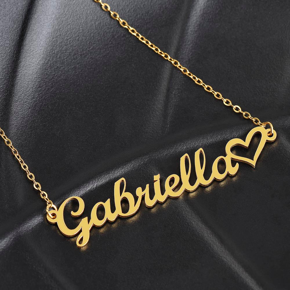 Personalized Mom Heart Name Necklace