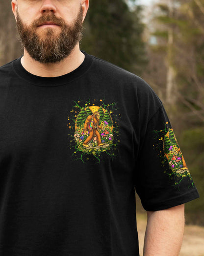 TRIPPY BIGFOOT LET'S GET WEIRD BIGFOOT ALL OVER PRINT - TLNT2805262