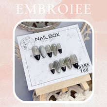 Load image into Gallery viewer, Black Rhinestones With High Quality Stones Hand-painted Press On Nails
