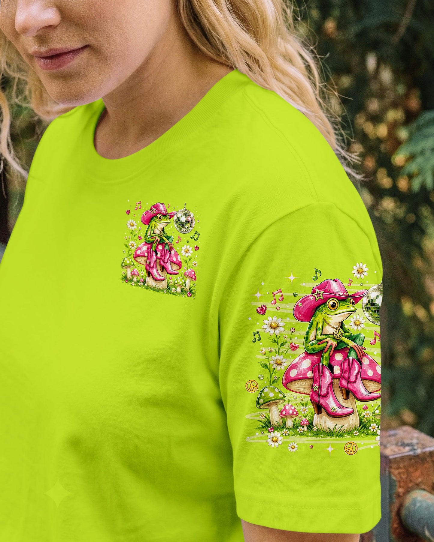 LET'S GO GIRLS FROG ALL OVER PRINT  - TLNO2705262