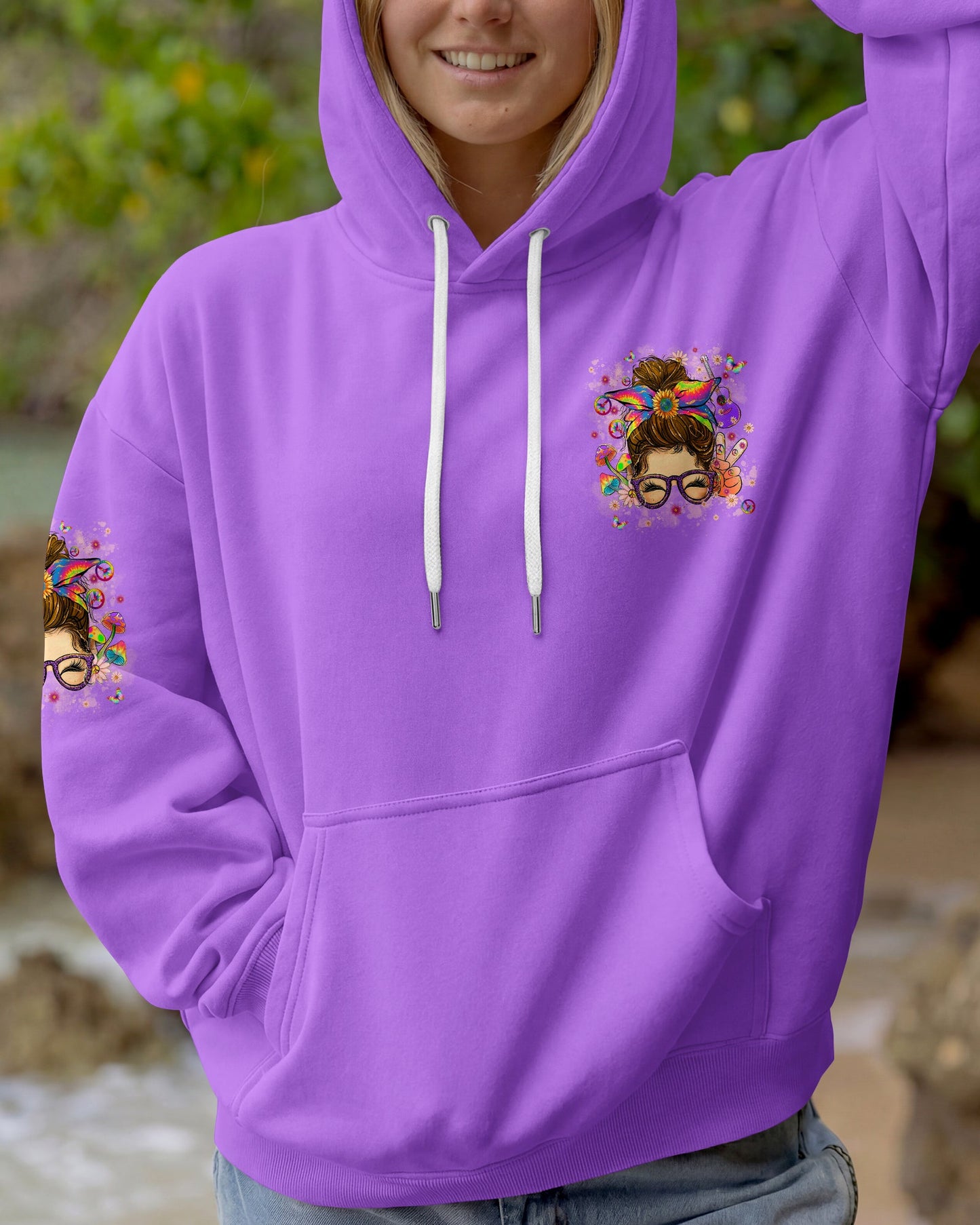 DON'T WORRY BE HIPPIE MESSY BUN ALL OVER PRINT - TYLN3006262