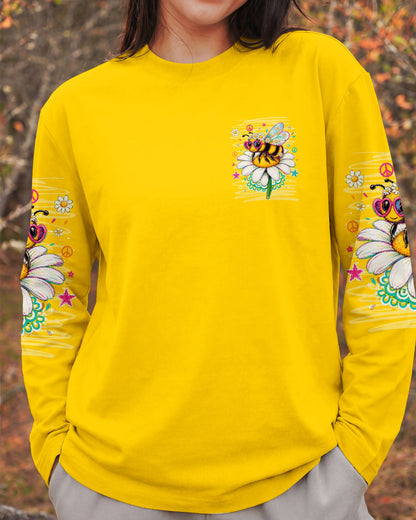 BEE KIND DAISIES ALL OVER PRINT  - TLNT0805263