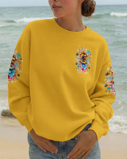SPIRIT OF A HONEY BEE ALL OVER PRINT - TY0605261