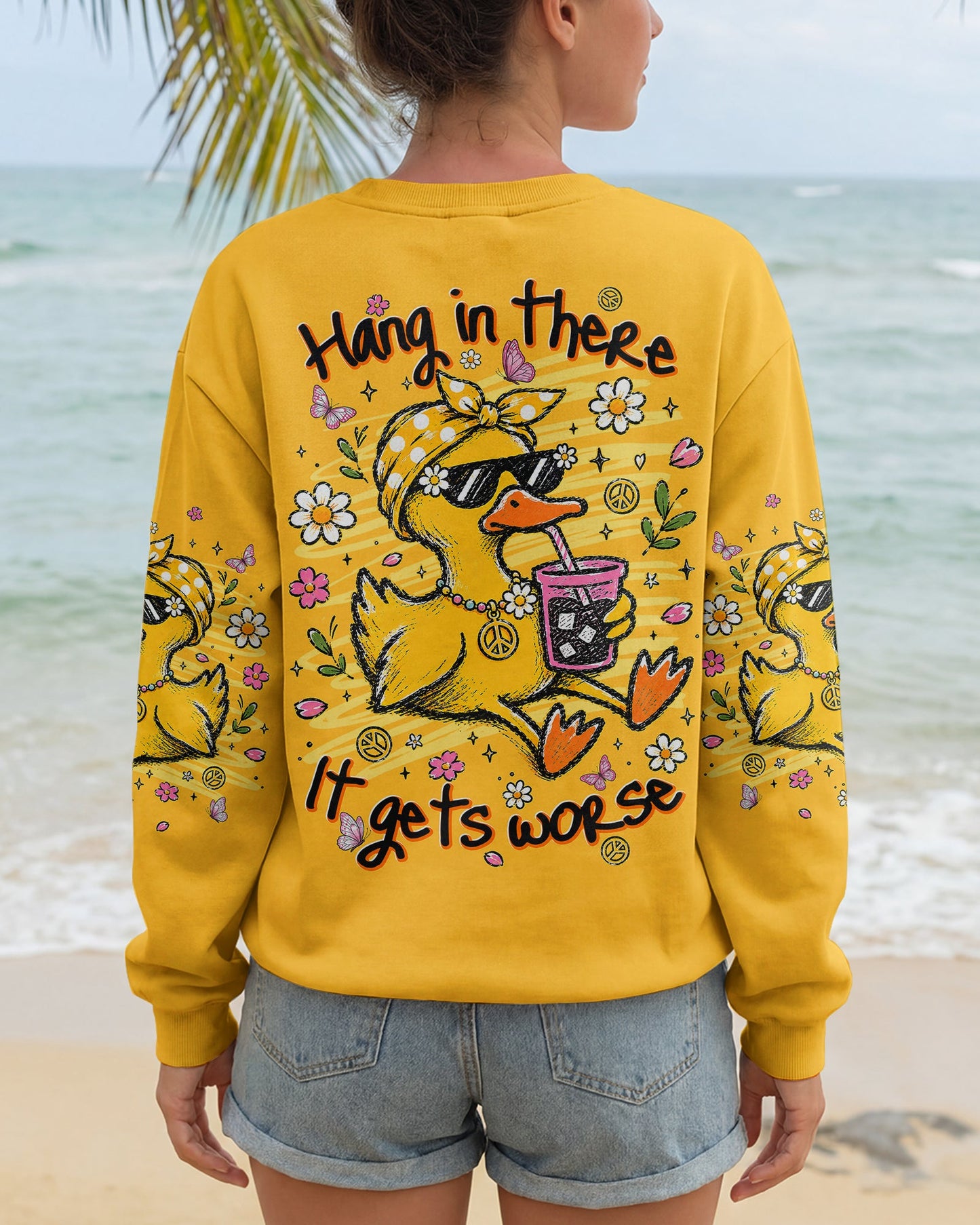 HANG IN THERE DUCK ALL OVER PRINT - TLNT0106263