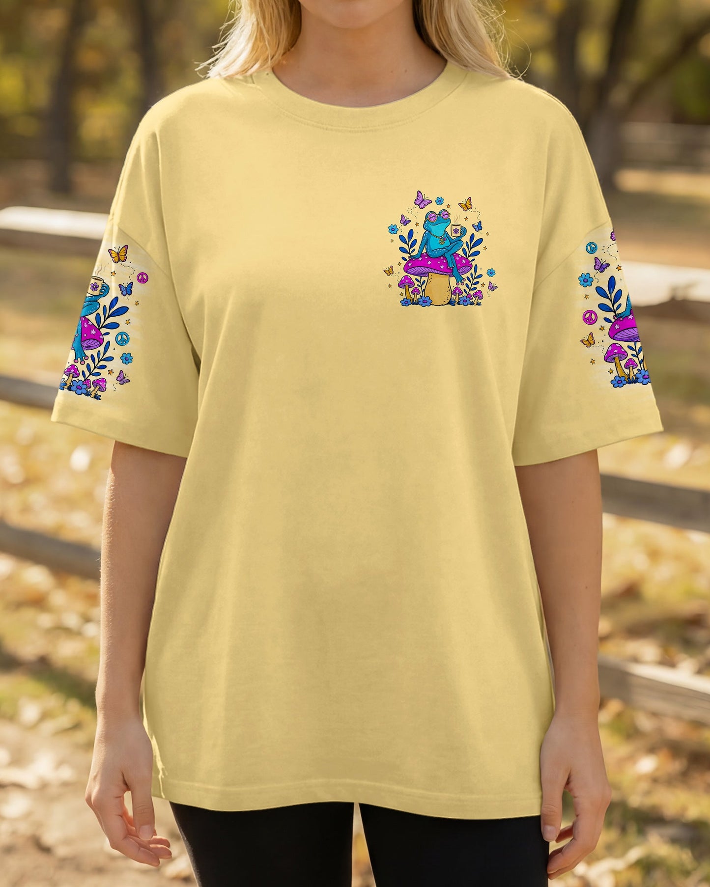 EVERYTHING IS FIGUREOUTABLE FROG ALL OVER PRINT - TLNO0107264