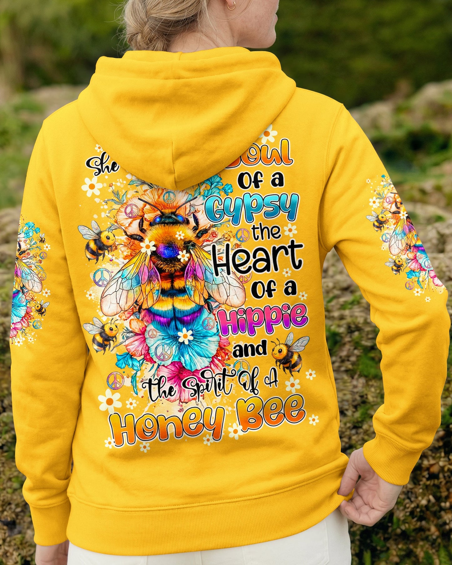 SPIRIT OF A HONEY BEE ALL OVER PRINT - TY0605261
