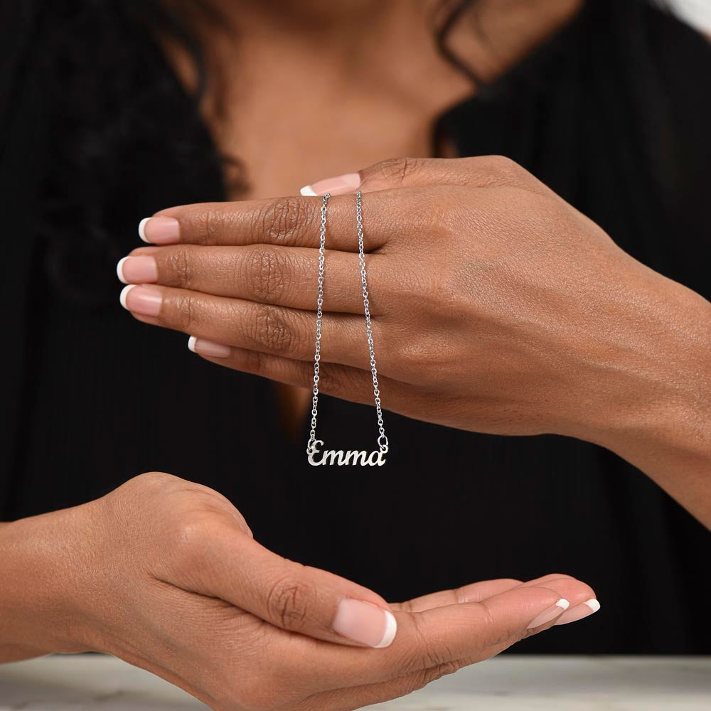 Personalized Mom Name Necklace