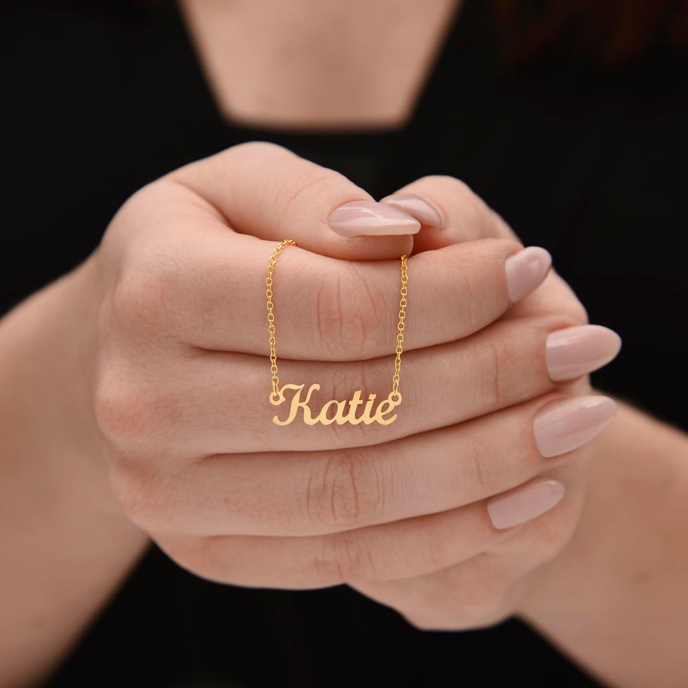 Personalized Mom Name Necklace