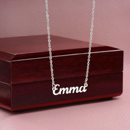 Personalized Mom Name Necklace