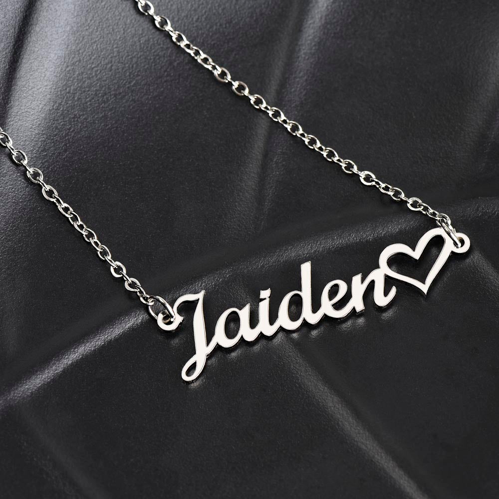 Personalized Mom Heart Name Necklace