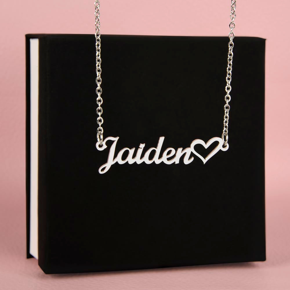Personalized Mom Heart Name Necklace