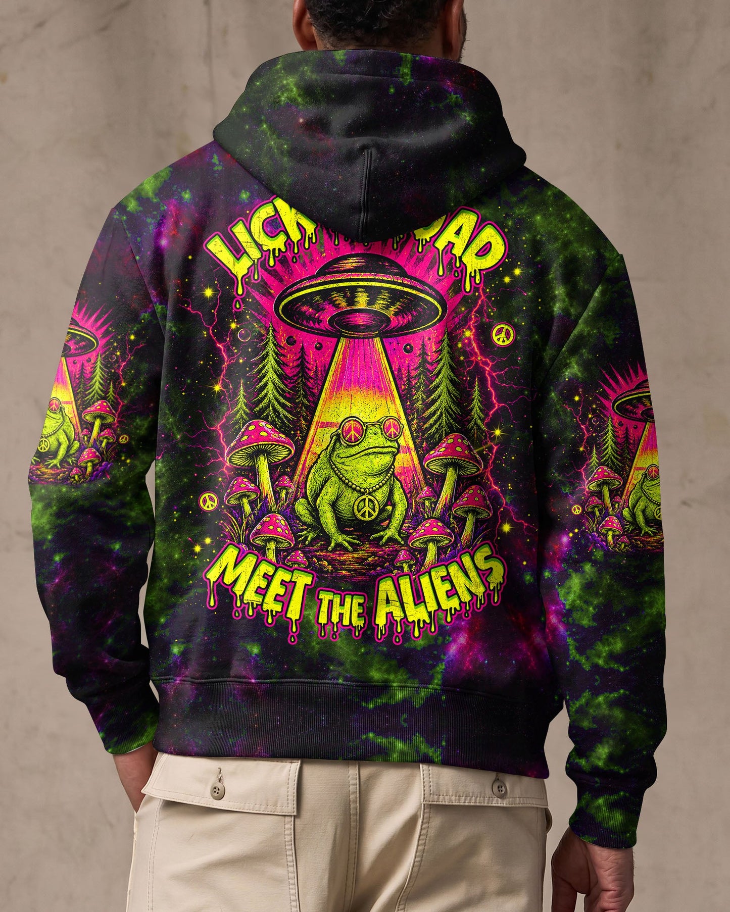 LICK THE TOAD MEET THE ALIENS ALL OVER PRINT   - TLHG1906263
