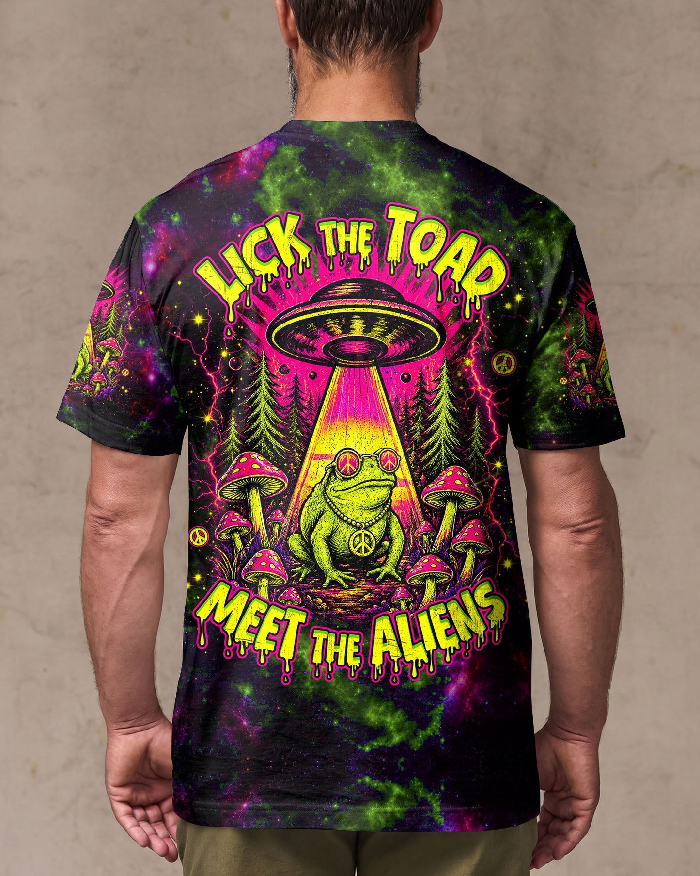 LICK THE TOAD MEET THE ALIENS ALL OVER PRINT   - TLHG1906263