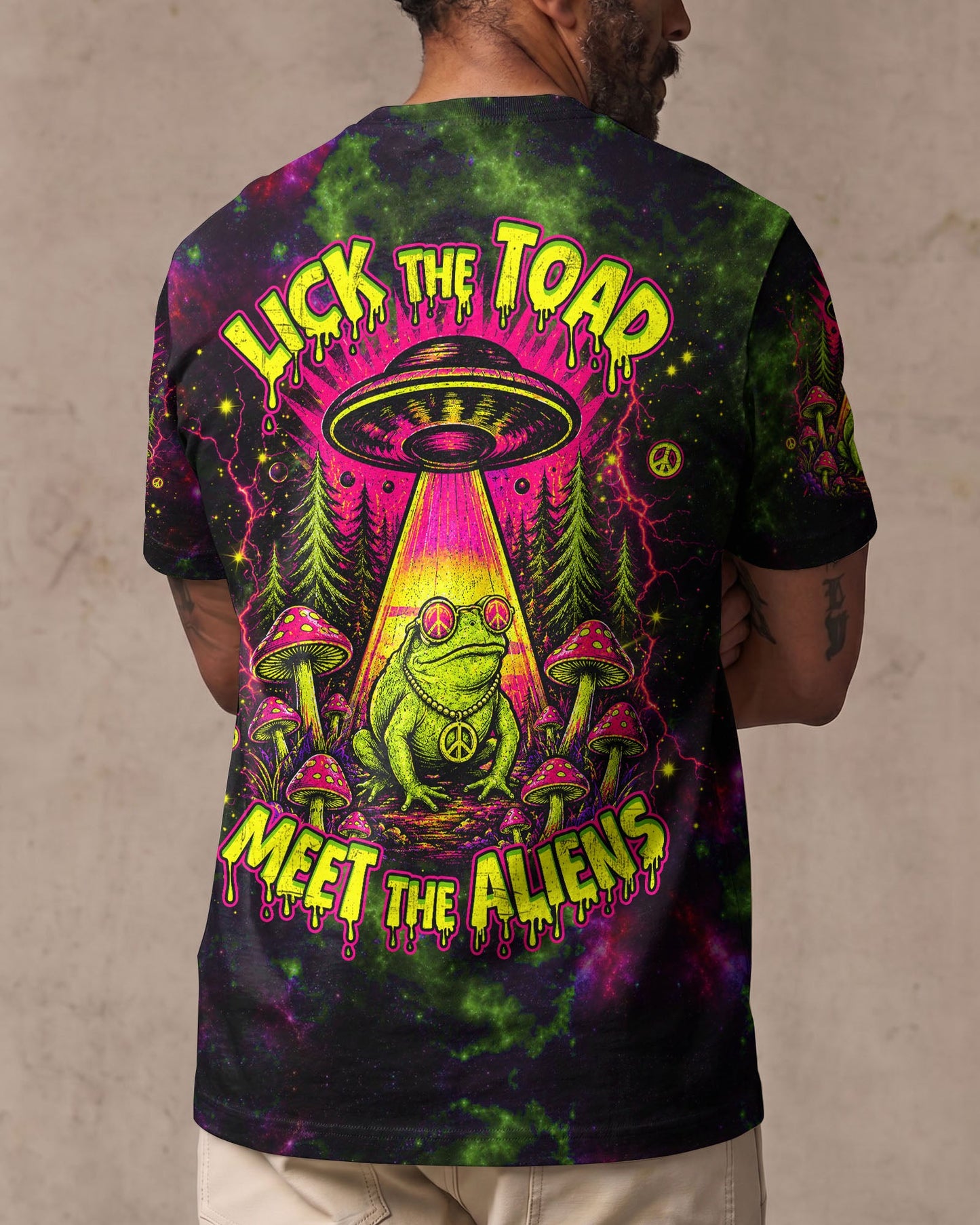 LICK THE TOAD MEET THE ALIENS ALL OVER PRINT   - TLHG1906263