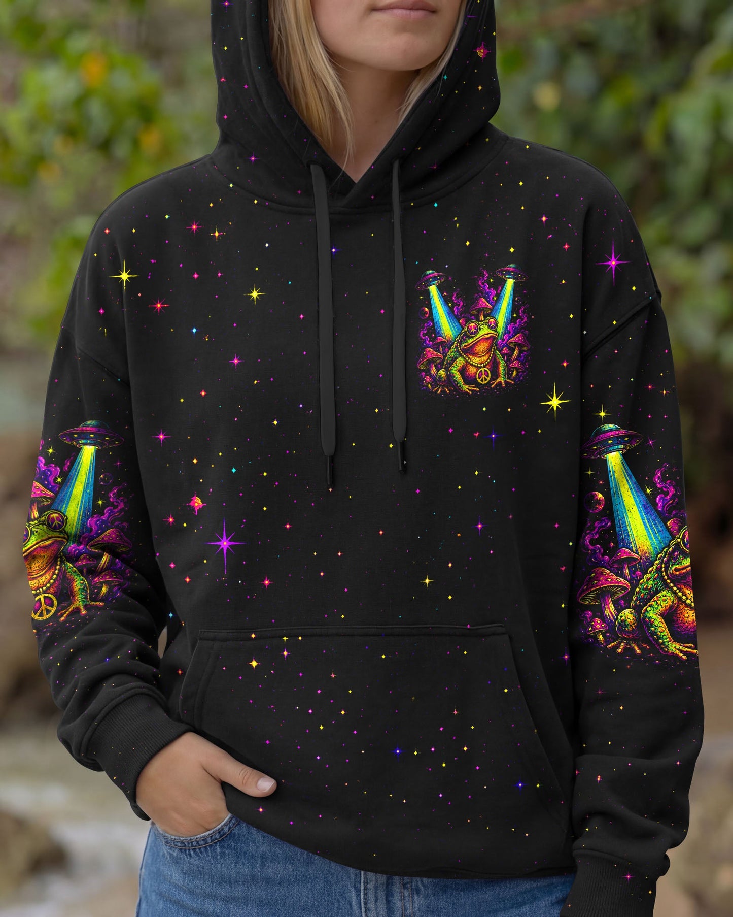 LICK THE TOAD MEET THE ALIENS ALL OVER PRINT   - TLHN3006261