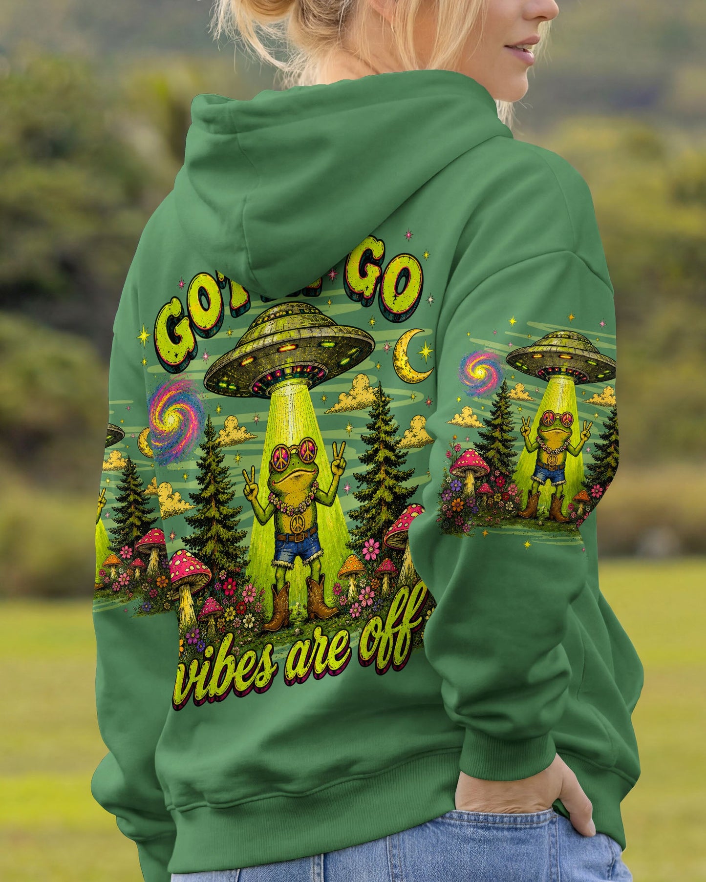 GOTTA GO VIBES ARE OFF FROG ALL OVER PRINT - TLNO1906262