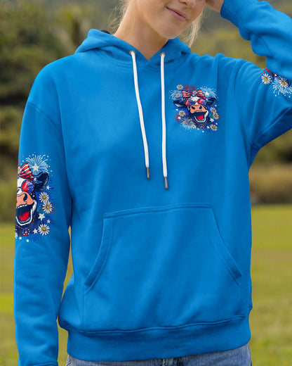 RED WHITE AND MOOO COW ALL OVER PRINT - TY0506262