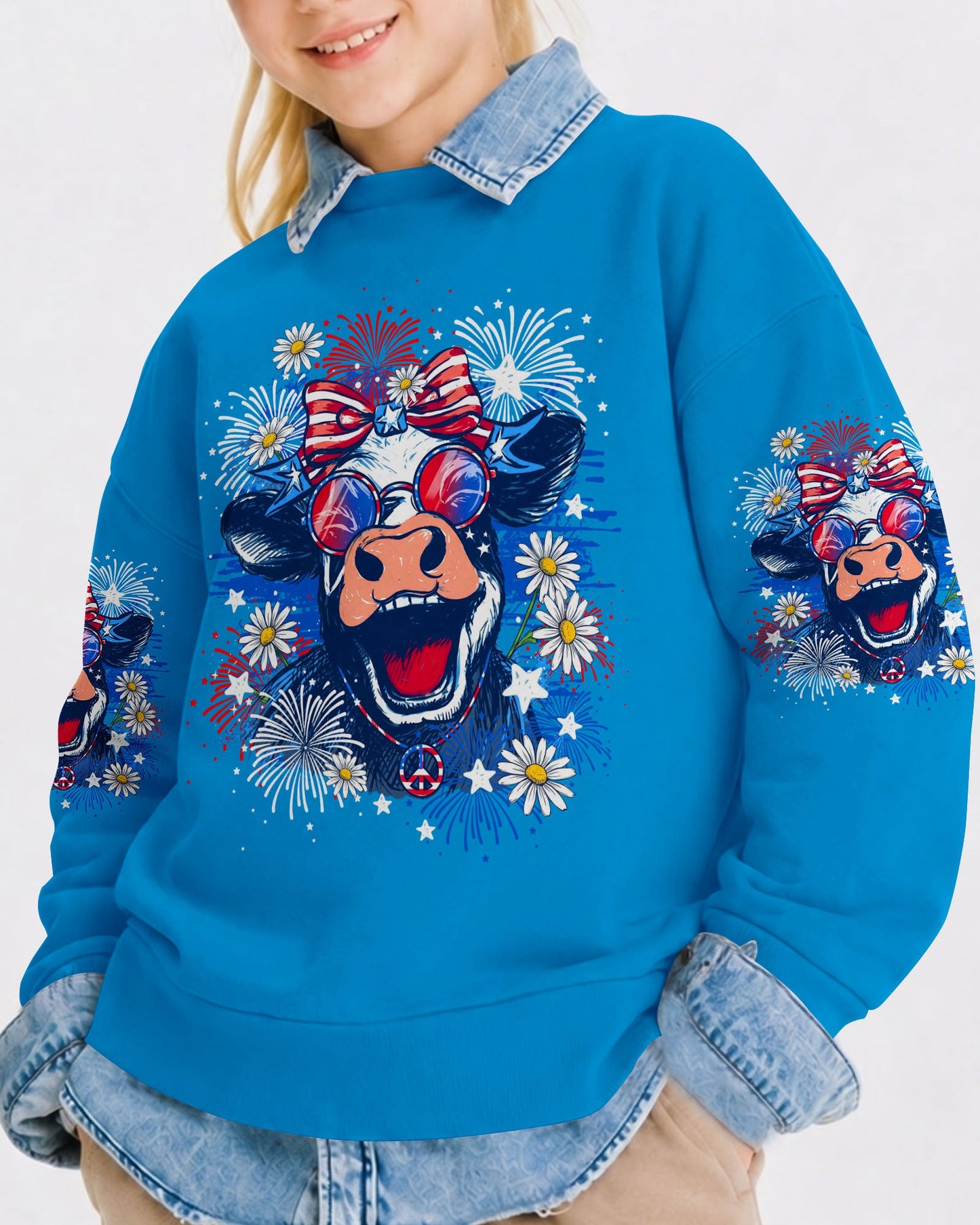 RED WHITE AND MOOO COW KIDS ALL OVER PRINT - TY0806261