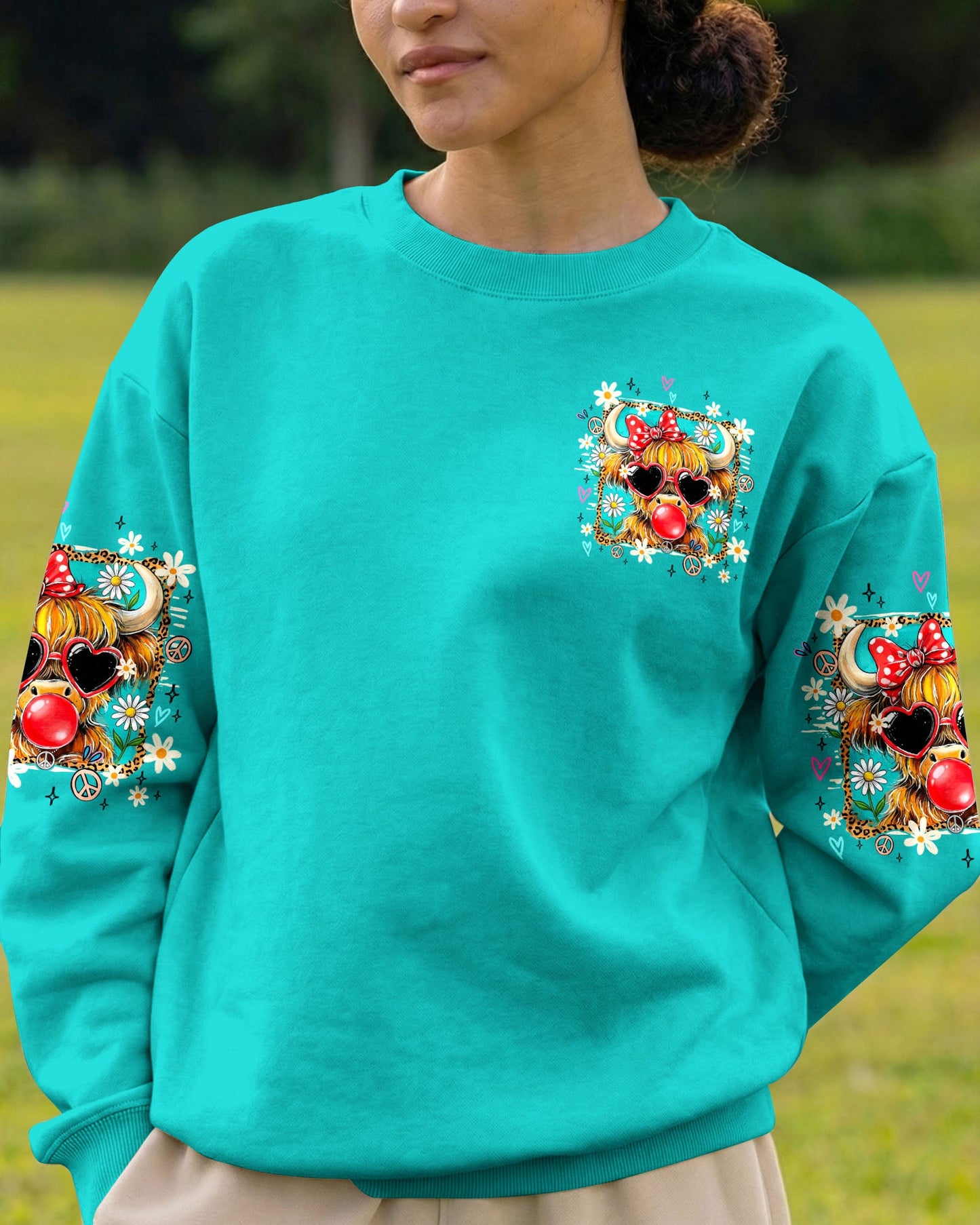 FEELIN' MOOOOVY HIGHLAND COW ALL OVER PRINT - TY0907261