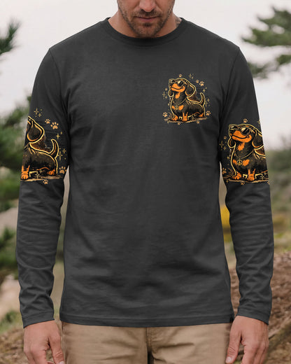 MY DACHSHUND THINKS HE'S THE BOSS DOG ALL OVER PRINT - TY1805262