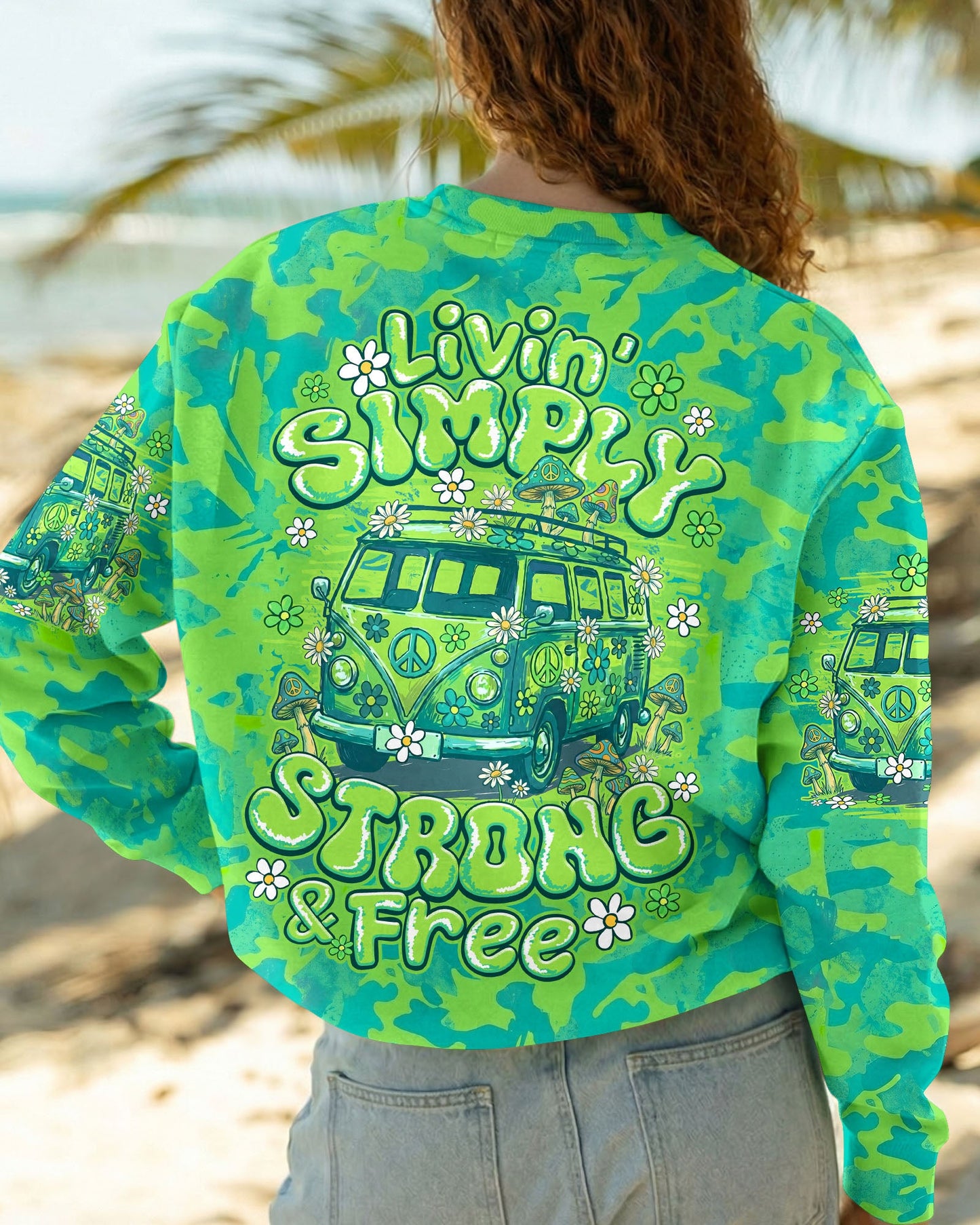 LIVING SIMPLY STRONG AND FREE ALL OVER PRINT - TY2606266