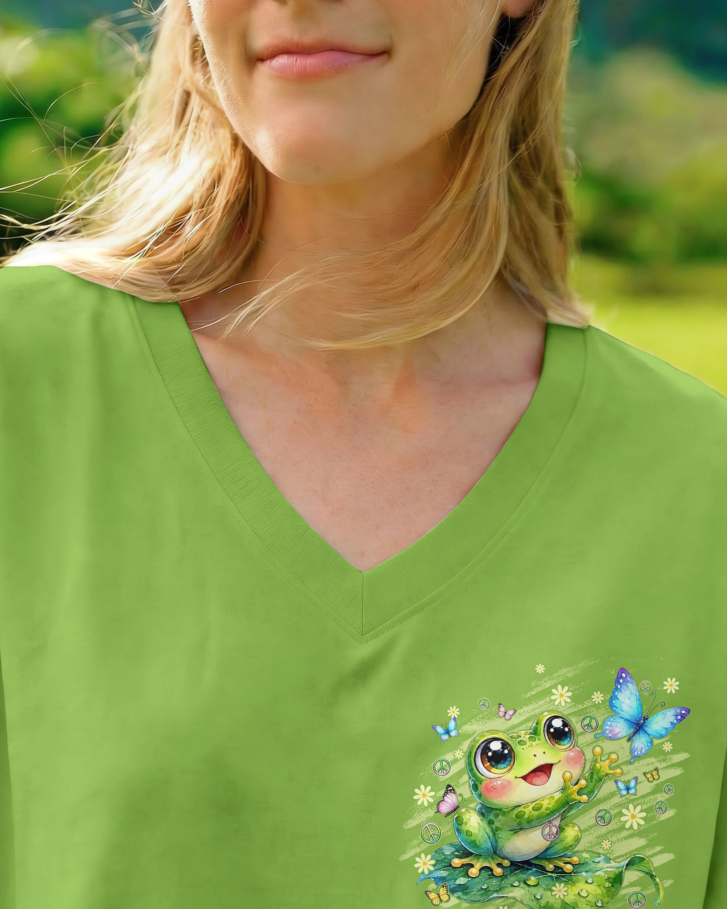 WHISPER WORDS OF WISDOM LET IT BE FROG ALL OVER PRINT - TYQY3006261