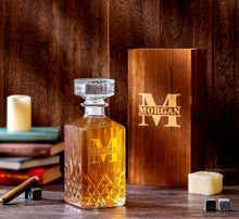 Load image into Gallery viewer, Personalized Whiskey Glass Set with Wooden Box
