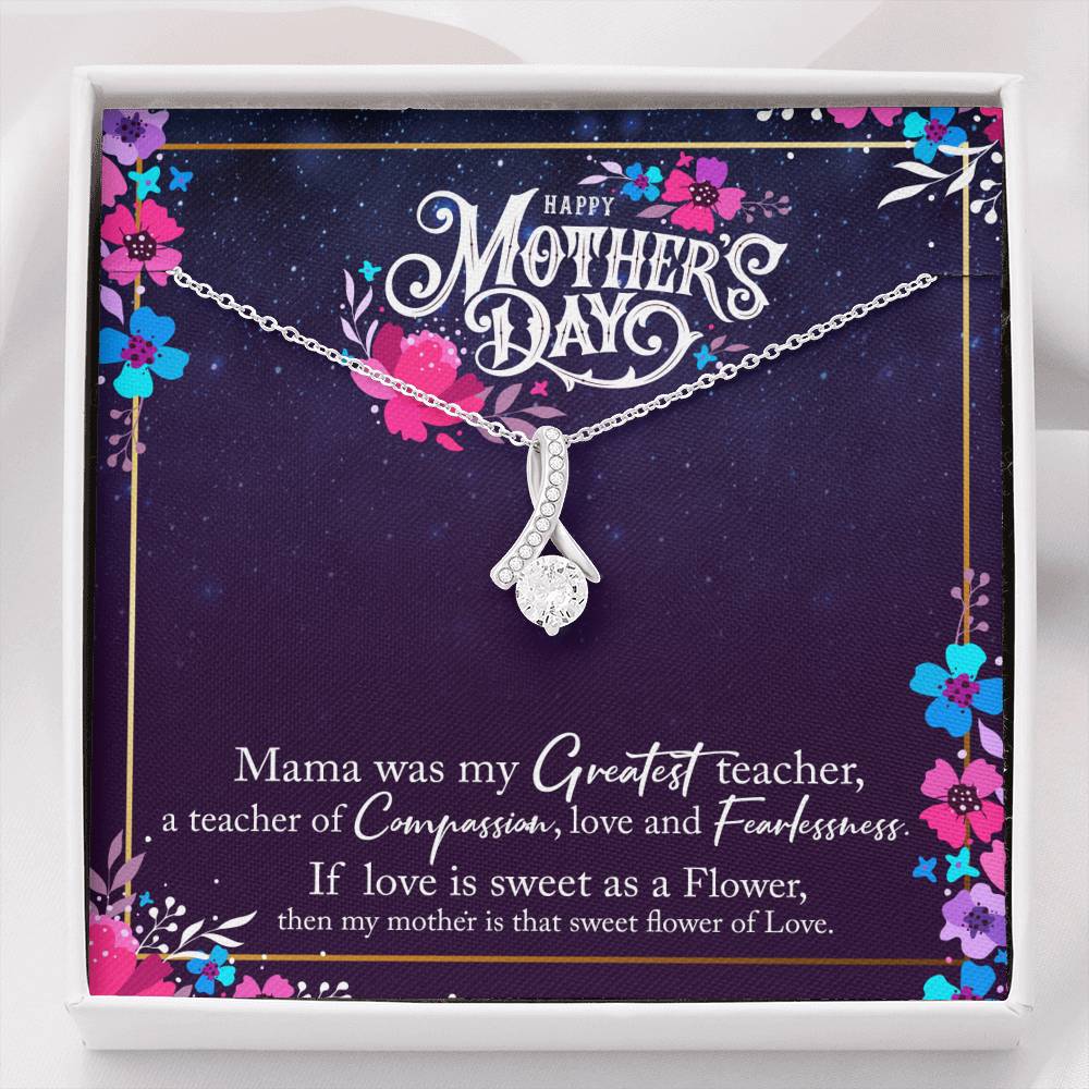 To My Mom Alluring Beauty Necklace