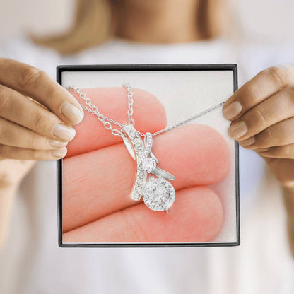 To My Mom Alluring Beauty Necklace