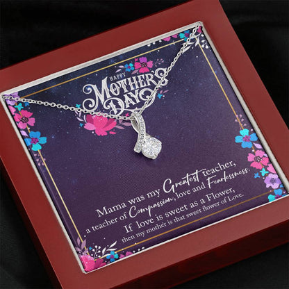 To My Mom Alluring Beauty Necklace